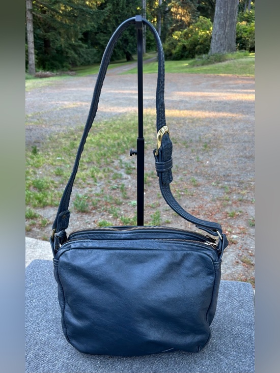 Guardian Bags Handbags - Guardian Leather Navy Concealed Carry Purse Made in USA